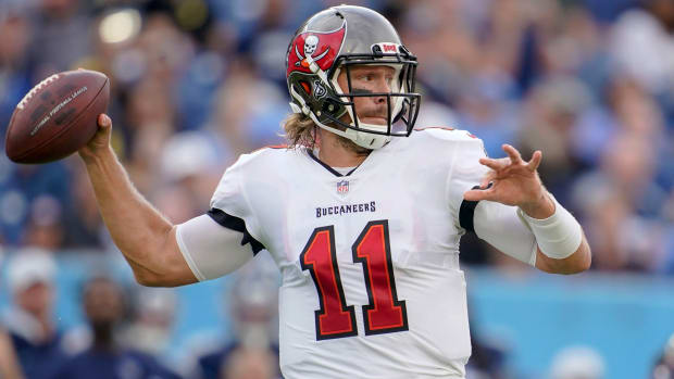 Buccaneers quarterback Blaine Gabbert (11) passes the ball during a preseason game against the Titans.